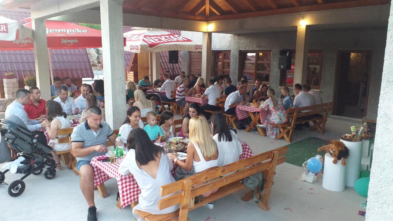 Hotel Rural Tourism/Ruralni Turizam Kisin Trebinje Exterior foto